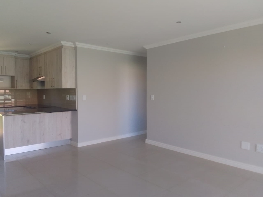 To Let 3 Bedroom Property for Rent in Winterstrand Eastern Cape